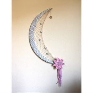 Moon flower macrame